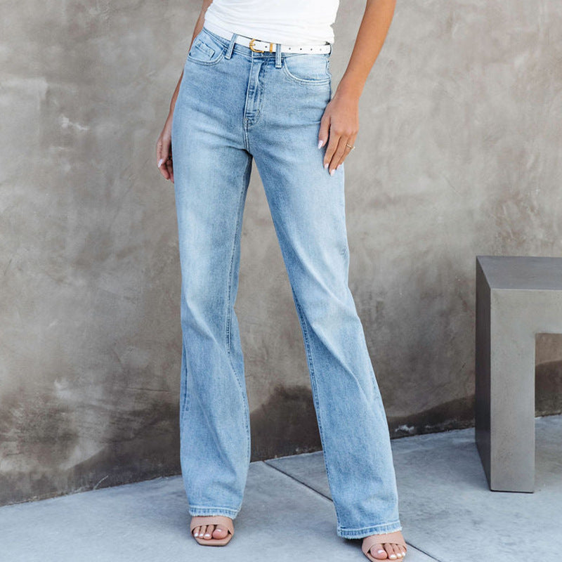 Straight-Leg-Jeans